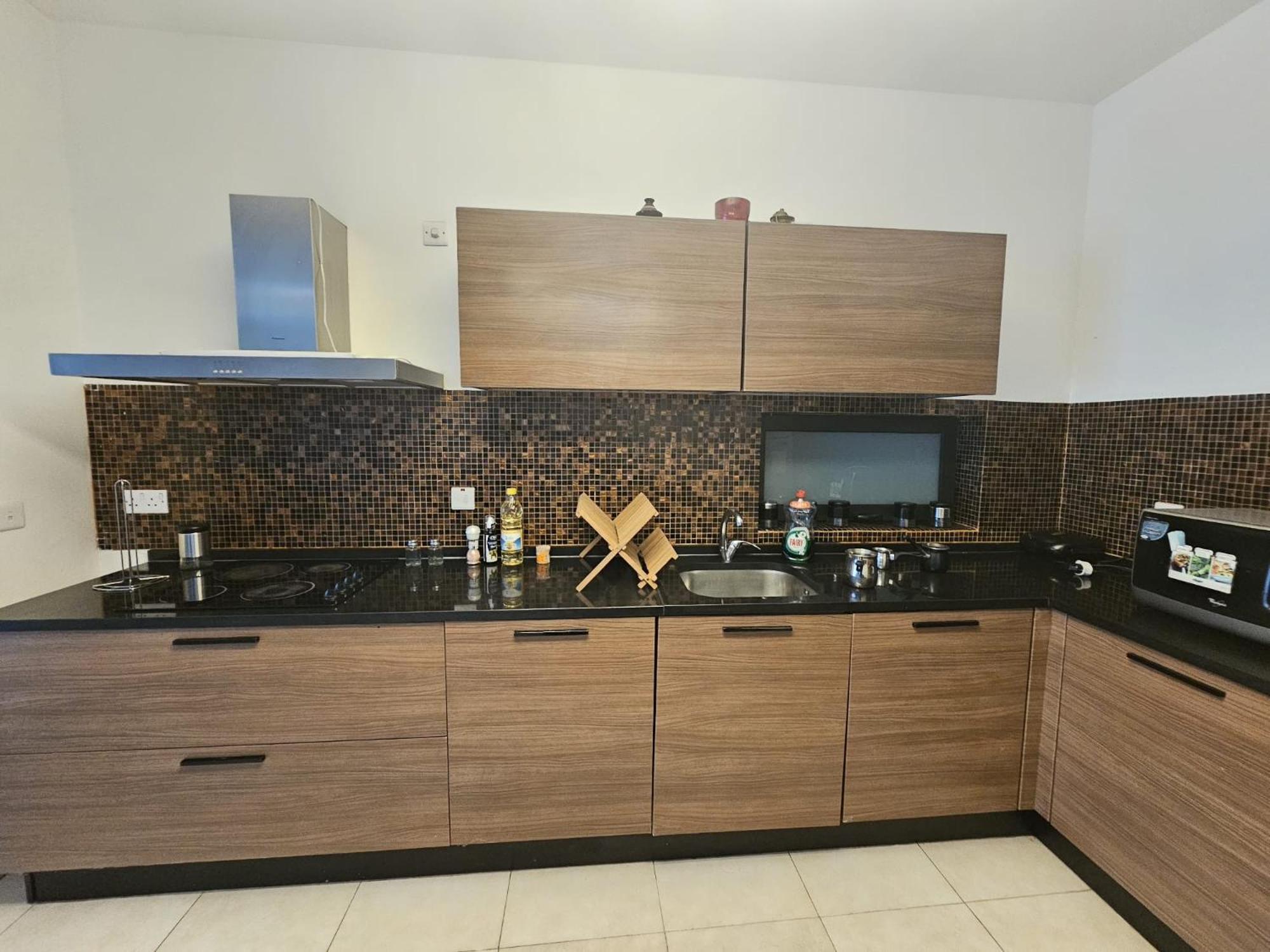 Spinola Bay View In St Julians 3 Bedrooms Apartment